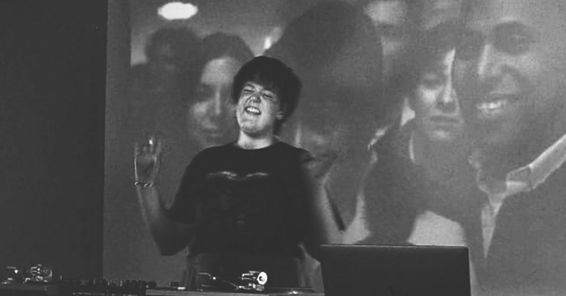 Baroeg Gaat Live Dj Jozephina Poppodium Baroeg Rotterdam